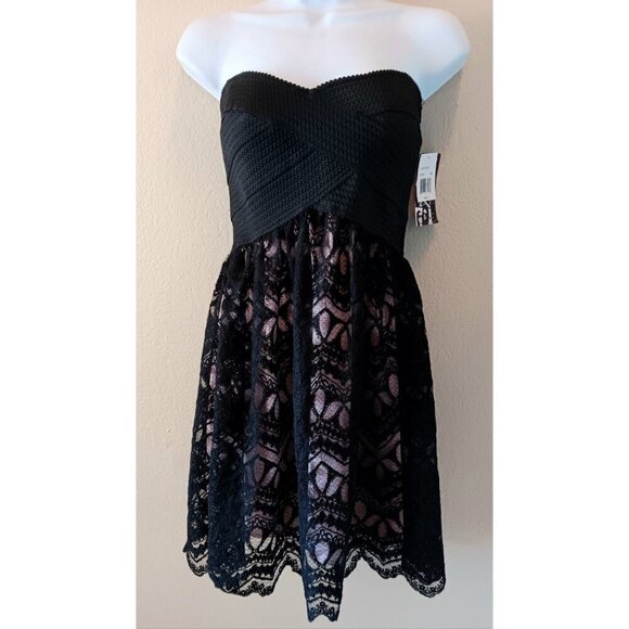 NWT! Black Lace Strapless Bandage Dress Jr 5 Semi Formal Party Costume Trixxi - Picture 1 of 12